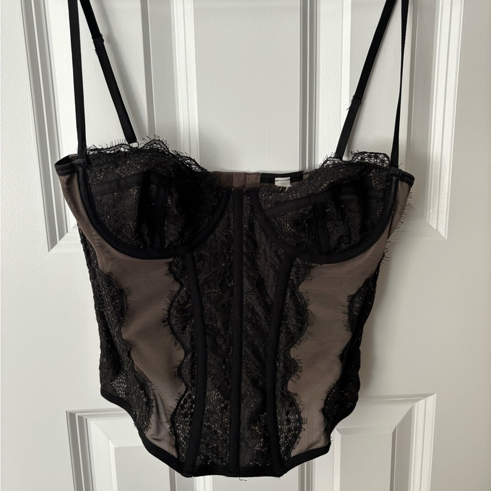 URBAN OUTFITTERS CORSET TOP